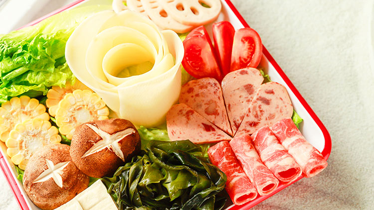 至魚(yú)手打魚(yú)丸火鍋-葷素搭配