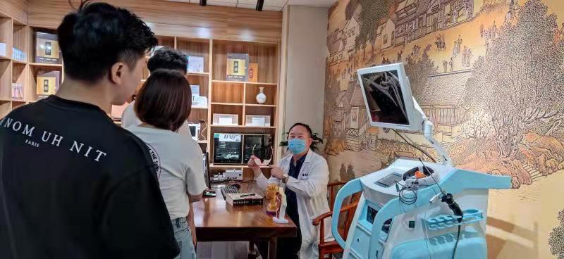 輔太醫(yī)鼻炎館相冊(cè)